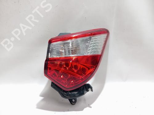 Feu arrière droit TOYOTA YARIS (_P13_) 1.5 Hybrid (NHP130_, NHP130) (101 hp) 30626239