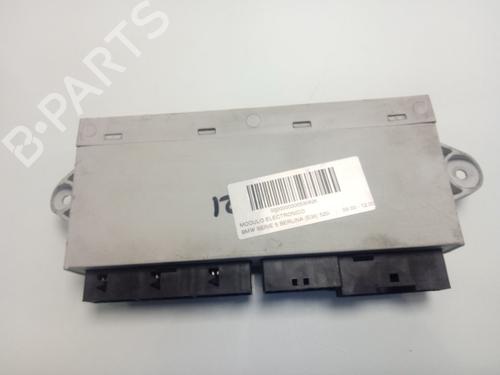 Used Electronic module BMW 5 (E39) 520 i (170 hp) 12676262