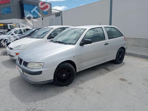 Gebruikte SEAT IBIZA II (6K1)  1.4 16V  4774307 Onderdelen