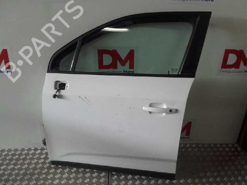 Used Left front door CHEVROLET ORLANDO (J309) 2.0 D (131 hp) 12647243