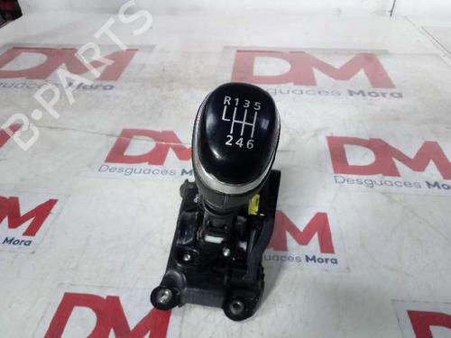 Gear lever RENAULT MEGANE IV Hatchback (B9A/M/N_) 1.5 dCi 110 (B9A3) | BP12670106M90 