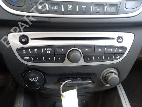Used Radio RENAULT MEGANE III Hatchback (BZ0/1_, B3_) 1.9 dCi (BZ0N, BZ0J) (131 hp) 17676842