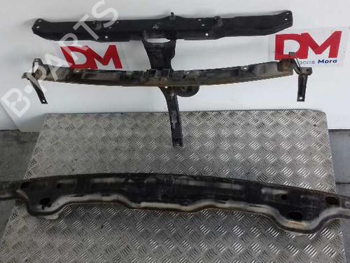 Used Front slam panel HYUNDAI SANTA FÉ I (SM) 2.4 16V (146 hp) 30368982