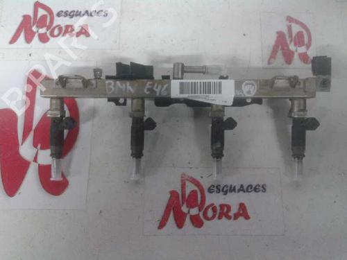 Used Injection rail BMW 3 (E46) 320 i (150 hp) 12633557