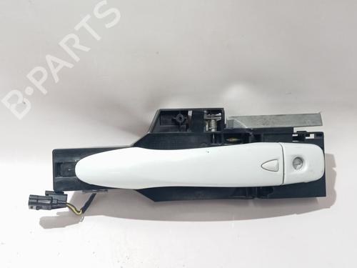 front-left-exterior-door-handle-renault-kadjar-ha_-hl_-2015-31928986 main image
