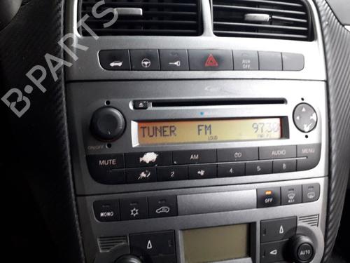 Used Radio FIAT GRANDE PUNTO (199_) [2005-2025]  13524548