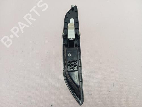 Right rear window switch PEUGEOT 3008 II SUV (MC_, MR_, MJ_, M4_) | BP31206817I28
