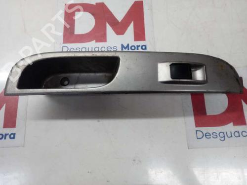 Used Right rear window switch MITSUBISHI L200 / TRITON (KA_T, KB_T) [2004-2018]  16906227