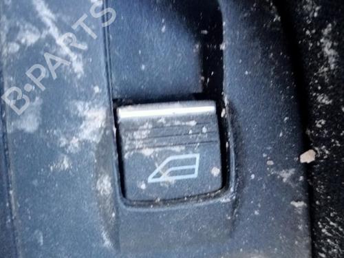 Used Right front window switch FORD FOCUS III [2010-2020]  16882281