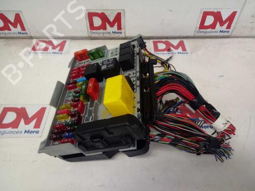 Used Fuse box OPEL ASTRA G Estate Van (F70) [1998-2005]  12661083