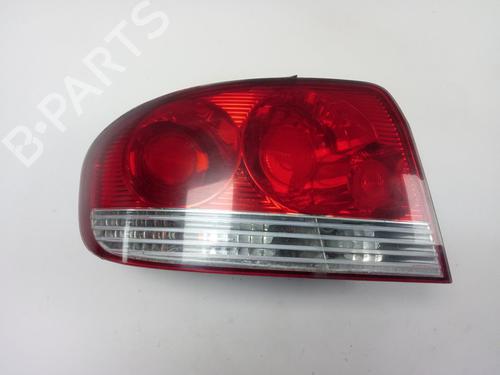 Used Left taillight HYUNDAI SONATA IV (EF) 2.7 V6 (173 hp) 19732558