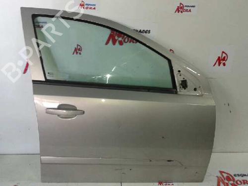 Used Right front door OPEL ASTRA H (A04) [2004-2014]  12676979