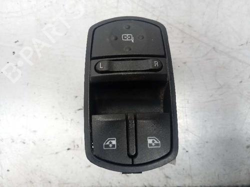Used Left front window switch OPEL CORSA D (S07) [2006-2015]  17833430