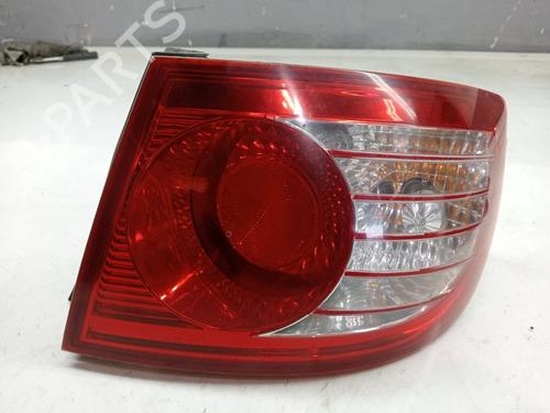 Right taillight HYUNDAI ELANTRA III Saloon (XD) 2.0 CRDi | BP16541517C35 