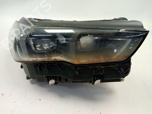 Used Right headlight BMW 5 (G60, G90, G68) 520 d Mild-Hybrid (197 hp) 29376648