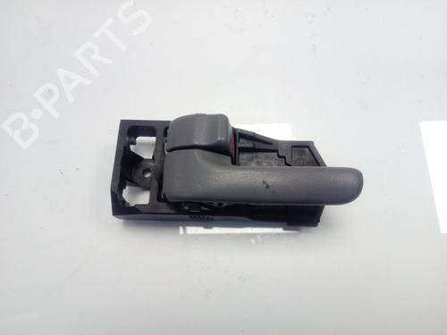 Venstre foran invendig håndtak TOYOTA RAV 4 II (_A2_) 1.8 (ZCA25_, ZCA26_, ZCA25W, ZCA26W) | BP30373176I13