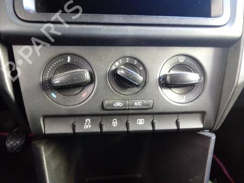 Used Climate control SEAT TOLEDO IV (KG3) 1.6 TDI (105 hp) 16672234
