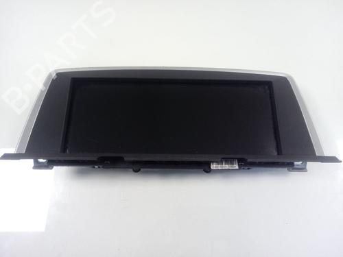 Used Display monitor BMW 6 Coupe (F13) 640 d (313 hp) 18099062