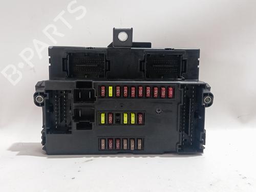 Used Fuse box Fuse box 37603770 37603770