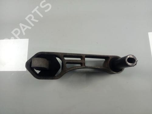 Used Gearbox mount Gearbox mount 17590078 17590078