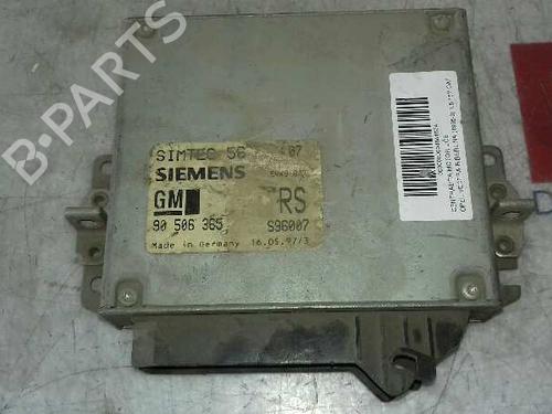 Used Engine control unit (ECU) OPEL VECTRA B (J96) 1.8 i 16V (F19) (115 hp) 12649379