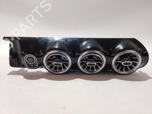 Used Air vent MERCEDES-BENZ GLA (H247) GLA 200 (247.787) (163 hp) 28031741
