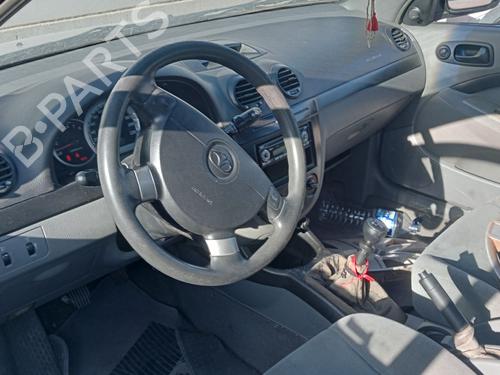 Guarda-lamas esquerdo DAEWOO LACETTI Hatchback (KLAN)  | BP26206257C41 