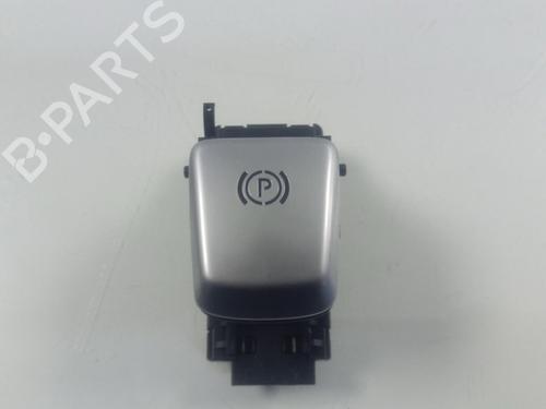 Parkbremsarm/handtak MERCEDES-BENZ C-CLASS (W205) C 220 BlueTEC / d (205.002, 205.004) (170 hp) 17999808