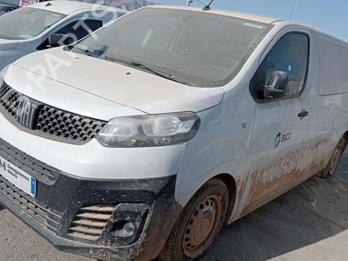 Klamka zewnętrzna drzwi przednich lewych FIAT SCUDO Van | BP25855104C128