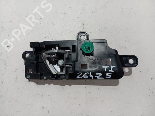 Venstre bak invendig håndtak KIA SPORTAGE IV (QL, QLE) | BP30374387I15