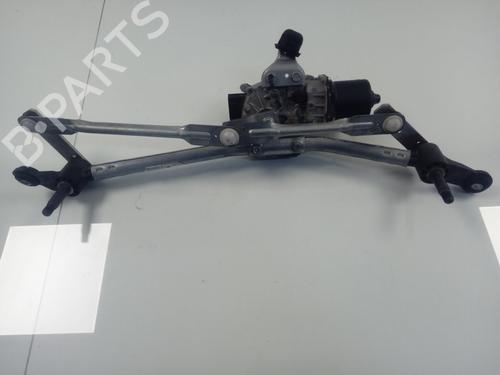 Używane Silniczek wycieraczek przednich RENAULT EXPRESS Box Body/MPV 1.5 Blue dCi 95 (F6AB) (95 hp) 30749538