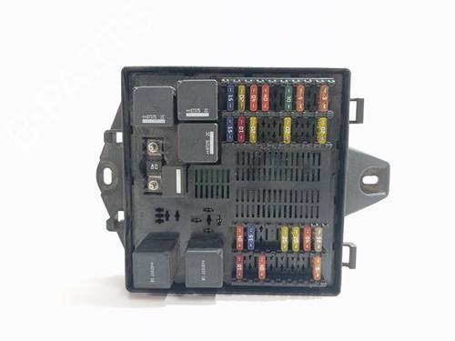 Used Fuse box JAGUAR XJ (X350, X358) D 2.7 (207 hp) 30638618