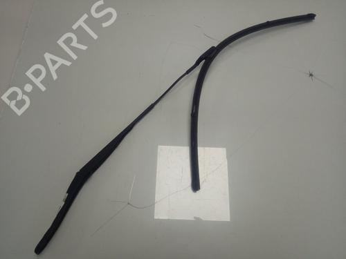 Used Front windshield wiper arm RENAULT CLIO IV (BH_) 1.5 dCi 90 (90 hp) 30373113