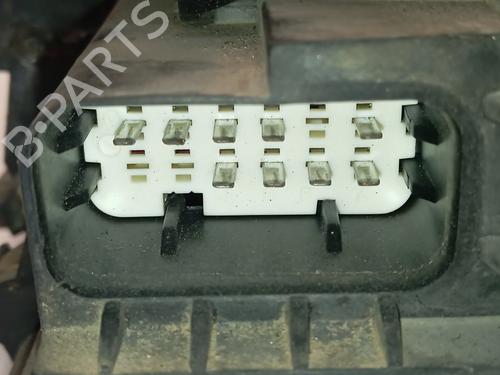 Right headlight VW TOUAREG (7LA, 7L6, 7L7) | BP30537638C29