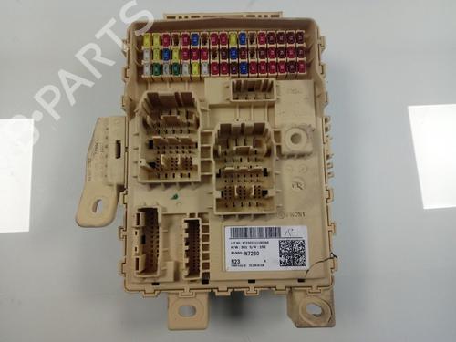 Used Fuse box HYUNDAI TUCSON (TL, TLE) 1.7 CRDi (141 hp) 17003355