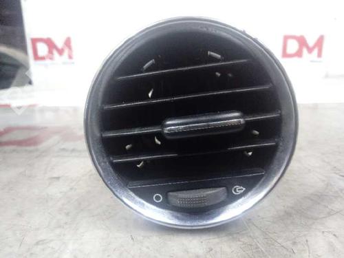 Used Air vent PEUGEOT 308 SW I (4E_, 4H_) 1.6 HDi (109 hp) 16685901