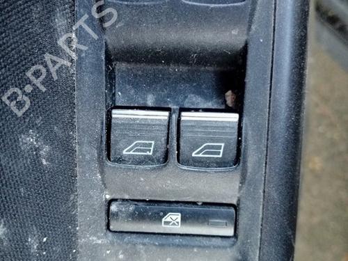 Used Left front window switch FORD FOCUS III 1.0 EcoBoost (125 hp) 16882282