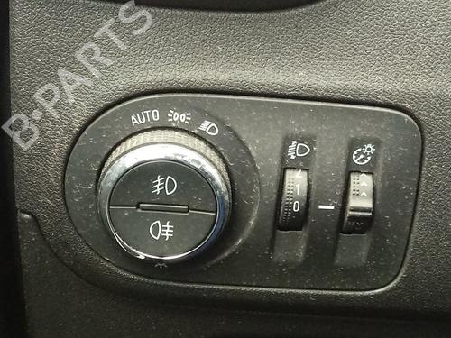 Used Headlight switch OPEL CROSSLAND X / CROSSLAND (P17, P2QO) 1.2 (75) (110 hp) 13479218