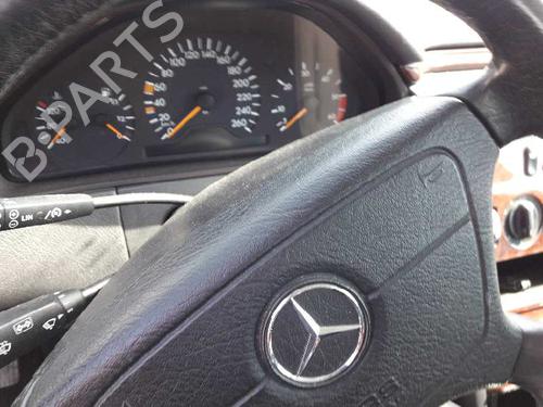 Left headlight MERCEDES-BENZ E-CLASS (W210) E 300 Turbo-D (210.025) | BP30518324C28 