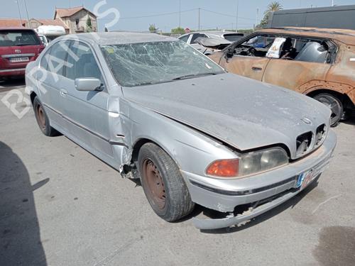 Used Parts BMW 5 (E39) 528 i 4957331