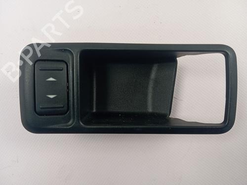 Højre fortil elrude kontakt FORD FOCUS II Saloon (DB_, FCH, DH) [2005-2025]  30374183