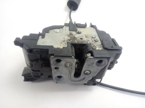 Used Front right lock RENAULT MEGANE III Hatchback (BZ0/1_, B3_) 1.5 dCi (86 hp) 18946878