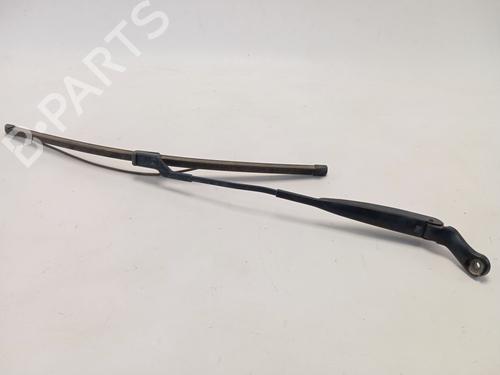 Used Front windshield wiper arm Front windshield wiper arm FIAT 500 (312_) 1.0 Mild Hybrid (312.AYD1B) (69 hp) 40041747 40041747