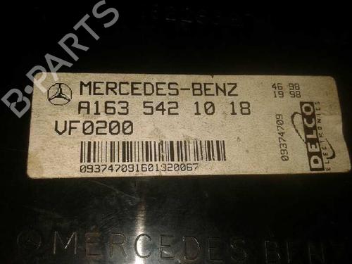 Interior roof light MERCEDES-BENZ M-CLASS (W163) ML 230 (163.136) | BP12633124I8