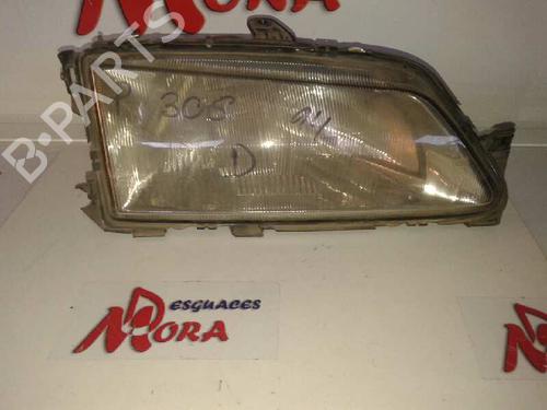 Used Right headlight PEUGEOT 306 Hatchback (7A, 7C, N3, N5) [1993-2003]  12834540