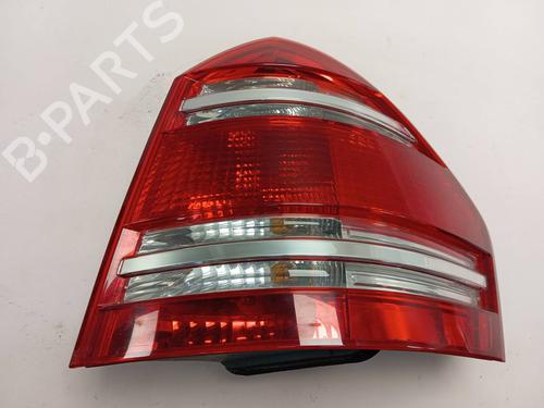 Used Right taillight MERCEDES-BENZ GL-CLASS (X164) GL 350 CDI 4-matic (164.822) (224 hp) 20677272