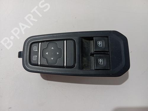 Used Left front window switch RENAULT TRAFIC III Van (FG_) [2014-2025]  27262459
