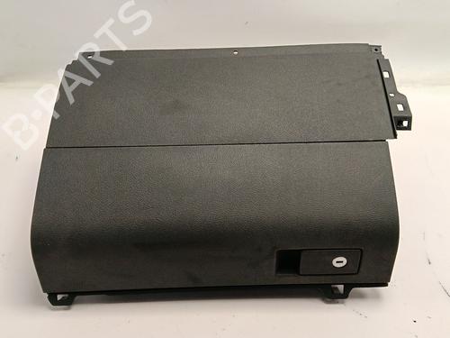 glove-box-vw-touran-1t3-2010-2011-2012-2013-2014-2015-2016-32294303 main image