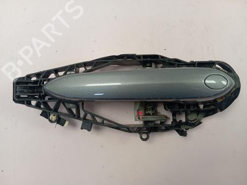 Used Front left exterior door handle BMW 1 (F40) 118 d (150 hp) 27882053