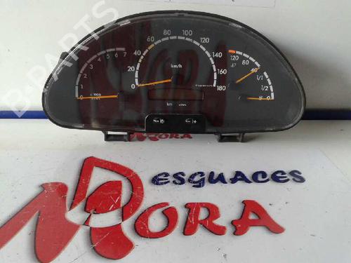 Used Instrument cluster Instrument cluster MERCEDES-BENZ SPRINTER 3-t Bus (B903) 313 CDI (903.671, 903.672, 903.673) (129 hp) 40103015 40103015